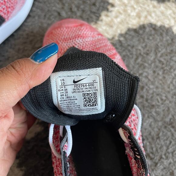 Nike Men's Air Max Flyknit University Red FD2764-600 Size 10 - Picture 4 of 6